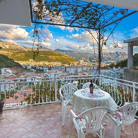 Apartmani Zeljko Vujovic Budva Bagian luar foto