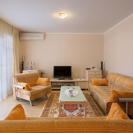 Apartmani Zeljko Vujovic Budva Bagian luar foto