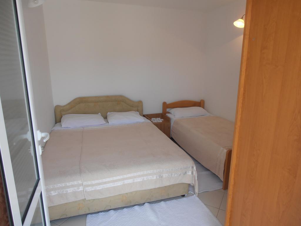 Apartmani Zeljko Vujovic Budva Bagian luar foto