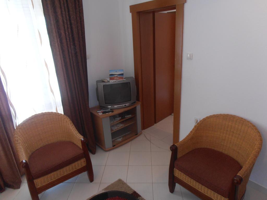 Apartmani Zeljko Vujovic Budva Bagian luar foto