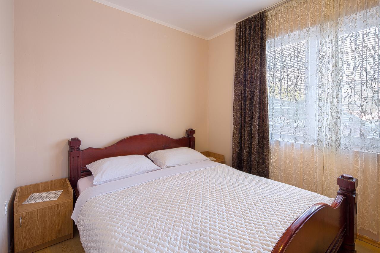 Apartmani Zeljko Vujovic Budva Bagian luar foto