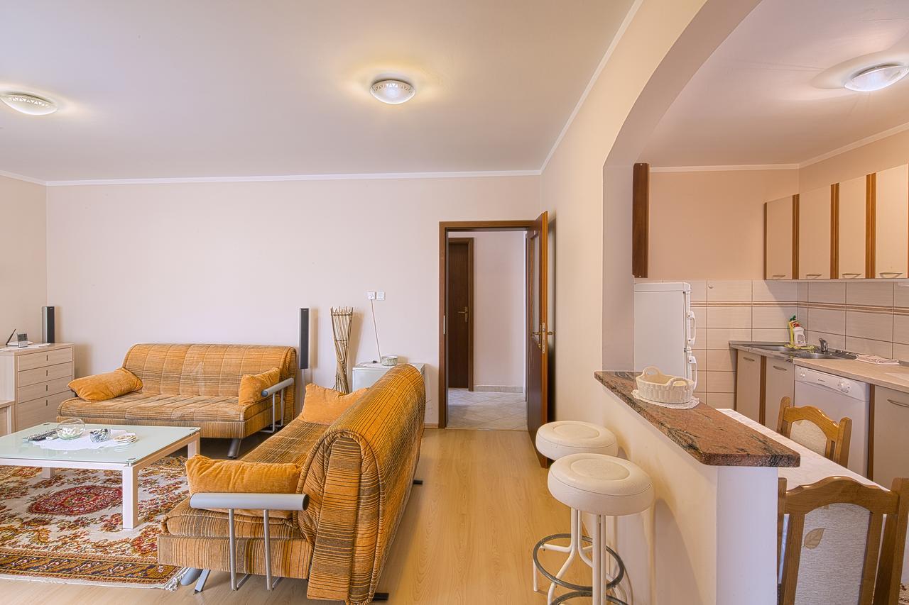 Apartmani Zeljko Vujovic Budva Bagian luar foto